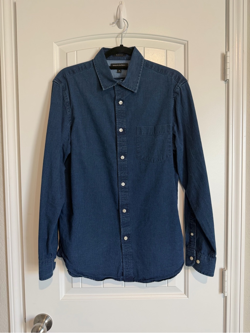 Banana Republic Men's Dark Blue Button-Down Shirt